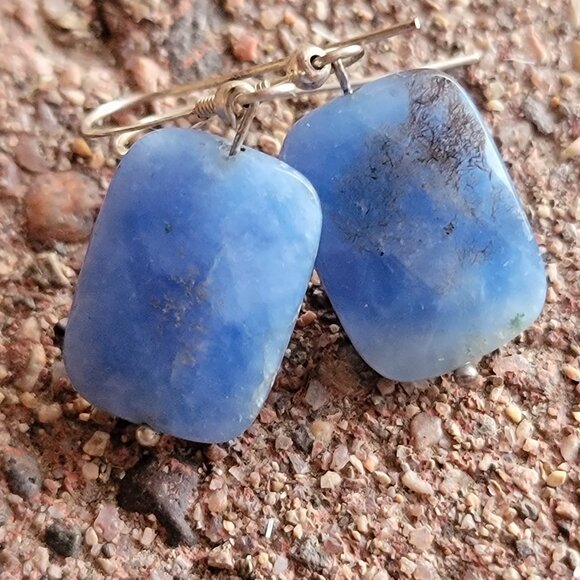 Natural blue opal faceted square 925 sterling silver dangle earrings - Picture 3 of 16